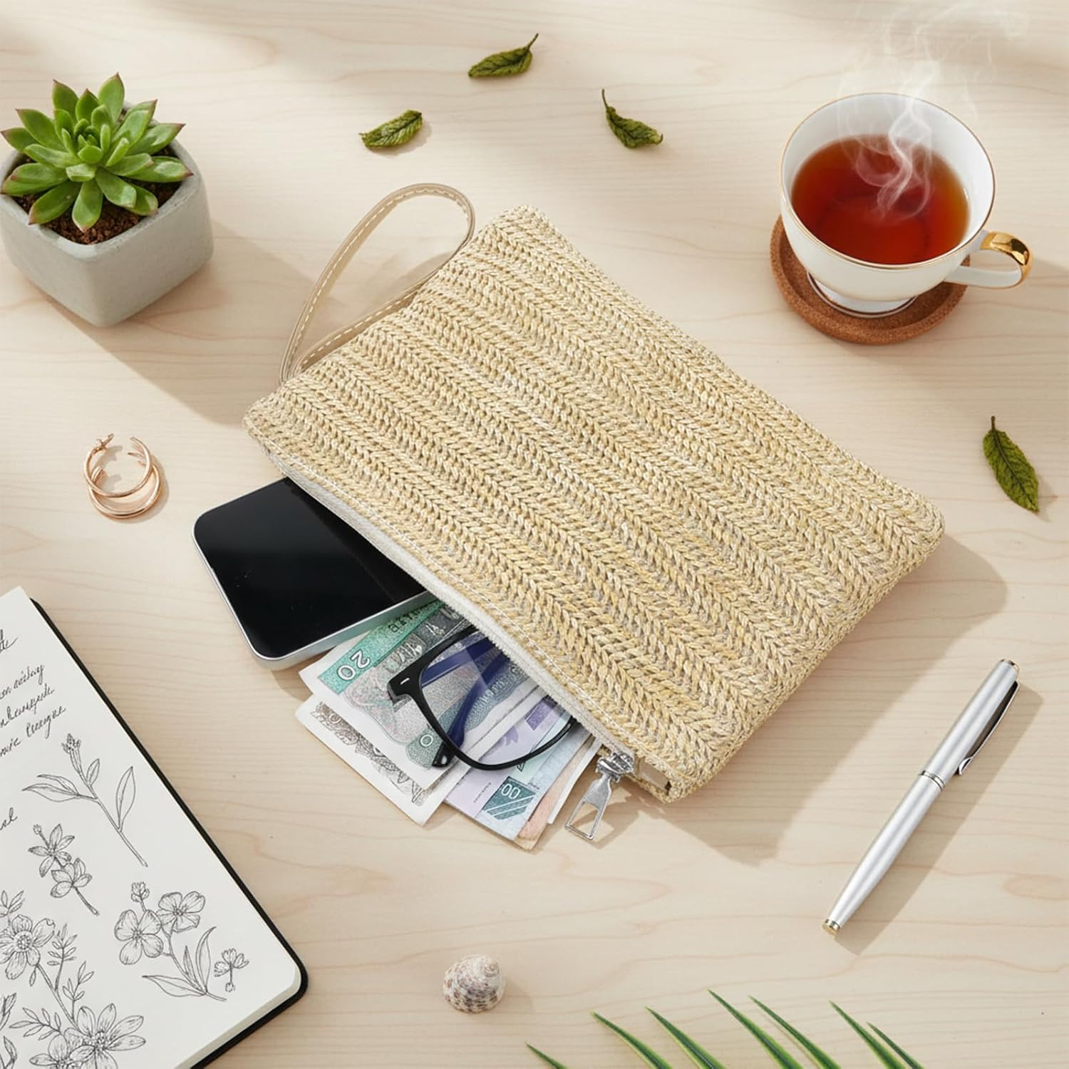 Hand-Woven Straw Clutch, Summer Straw Clutch Purses for Women, Bohemian Wristlet Bag for Beach, Vacation